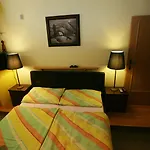& Pool Prestige Ivica