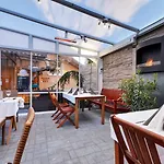 & Pool Prestige Ivica Aparthotel 3*