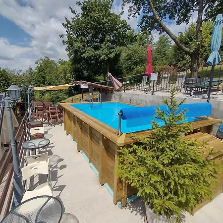Апарт-отель & Pool Prestige Ivica Марианка