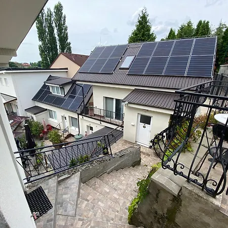 Apart-hotel & Pool Prestige Ivica Marianka