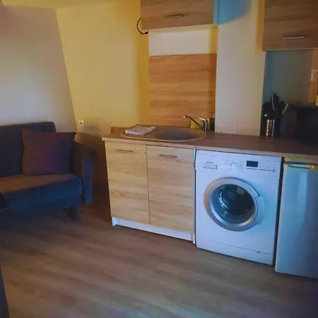 Hotel apartamentowy & Pool Prestige Ivica 3*