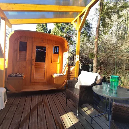 & Pool Prestige Ivica Aparthotel 3*