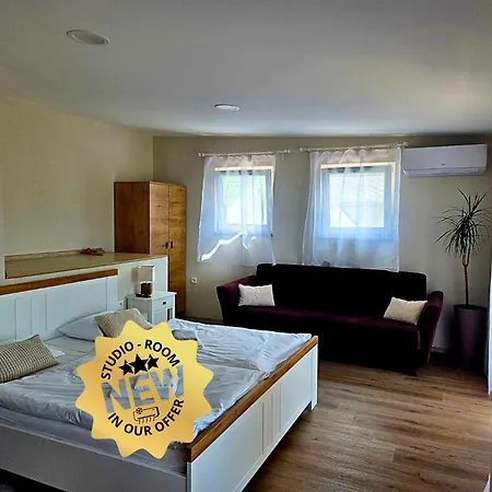 Aparthotel & Pool Prestige Ivica 3*