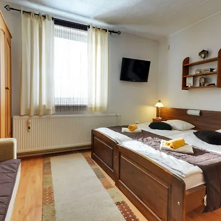 & Pool Prestige Ivica Marianka