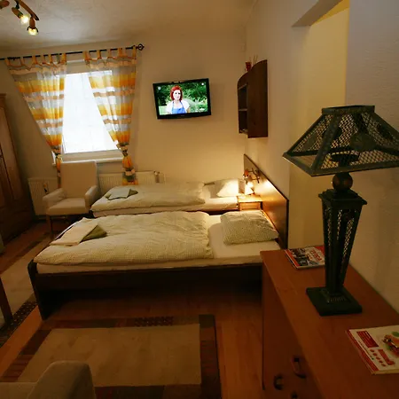 & Pool Prestige Ivica Marianka