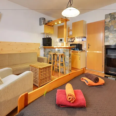 Aparthotel & Pool Prestige Ivica 3*