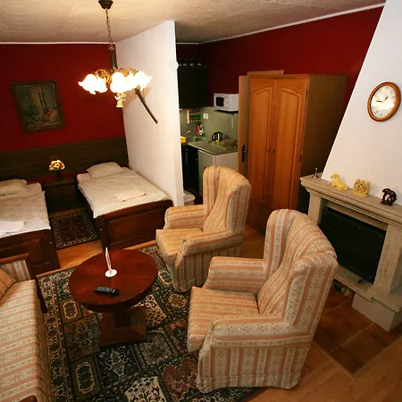 Aparthotel & Pool Prestige Ivica Marianka