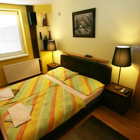 Lejlighedshotel Spa&pool Prestige Ivica 3*