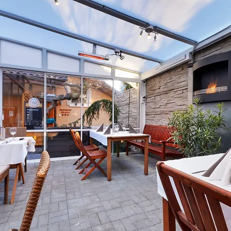 & Pool Prestige Ivica Apart-hotel 3*